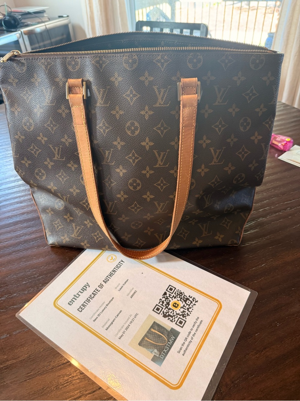 Louis Vuitton Monogram Canvas Tote with Natural Vachetta Trim